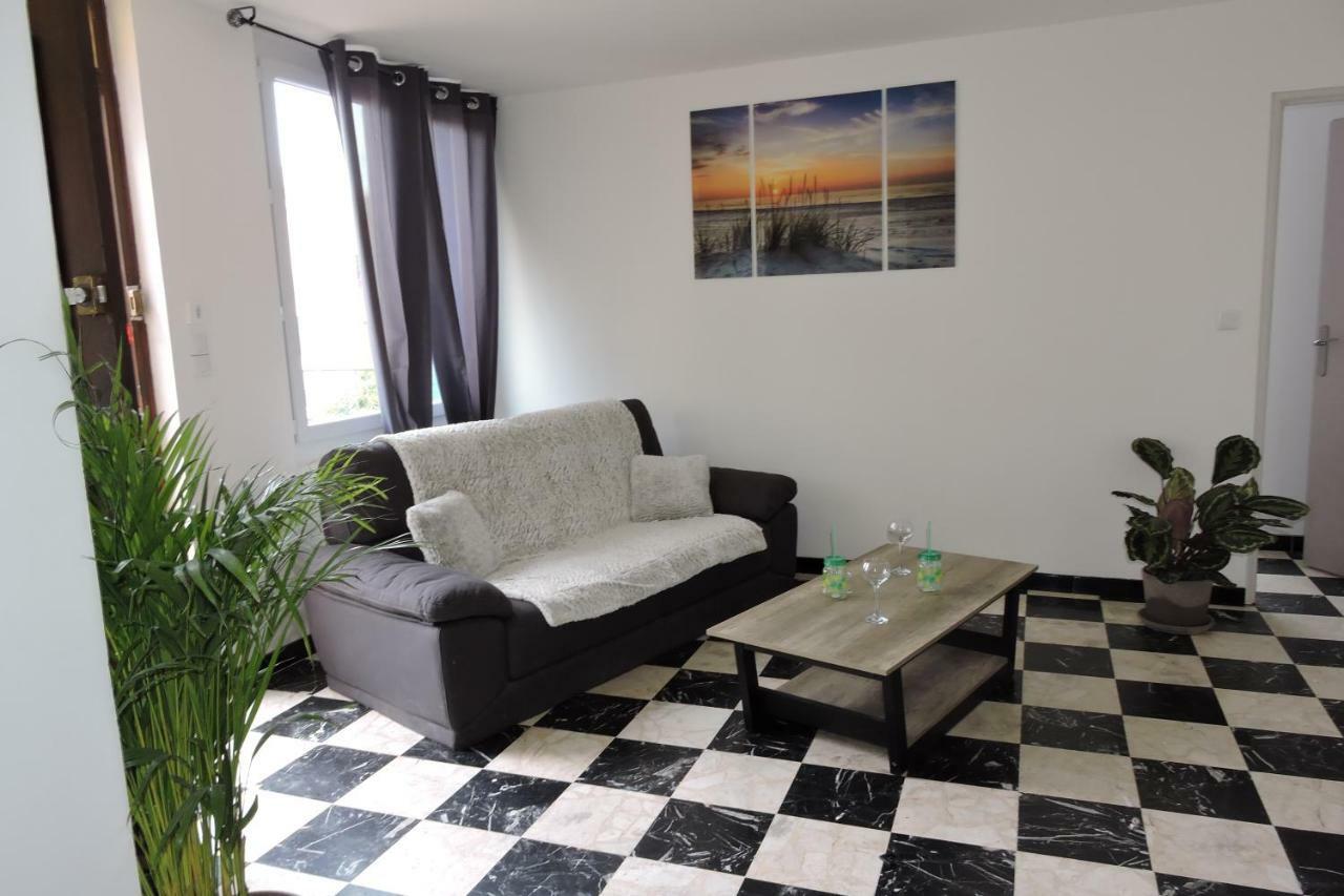 Le Clos Des Orangers Apartment
