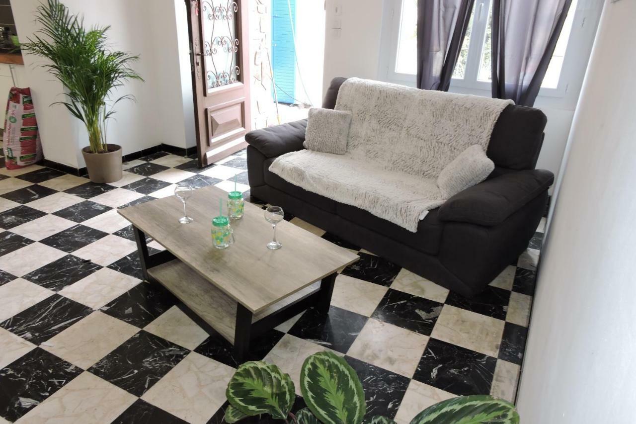 Le Clos Des Orangers Apartment *